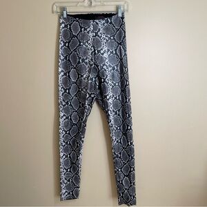 Commando Faux Leather Snake Animal Print Legging Gray Black Size Medium M